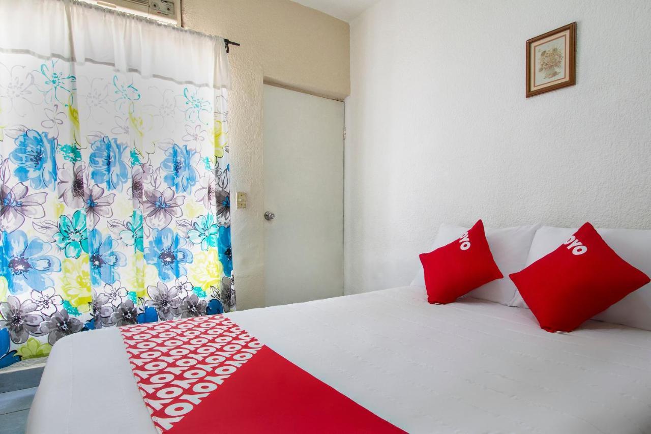 מלון גואימאס Oyo Casa De Huespedes San Jose מראה חיצוני תמונה