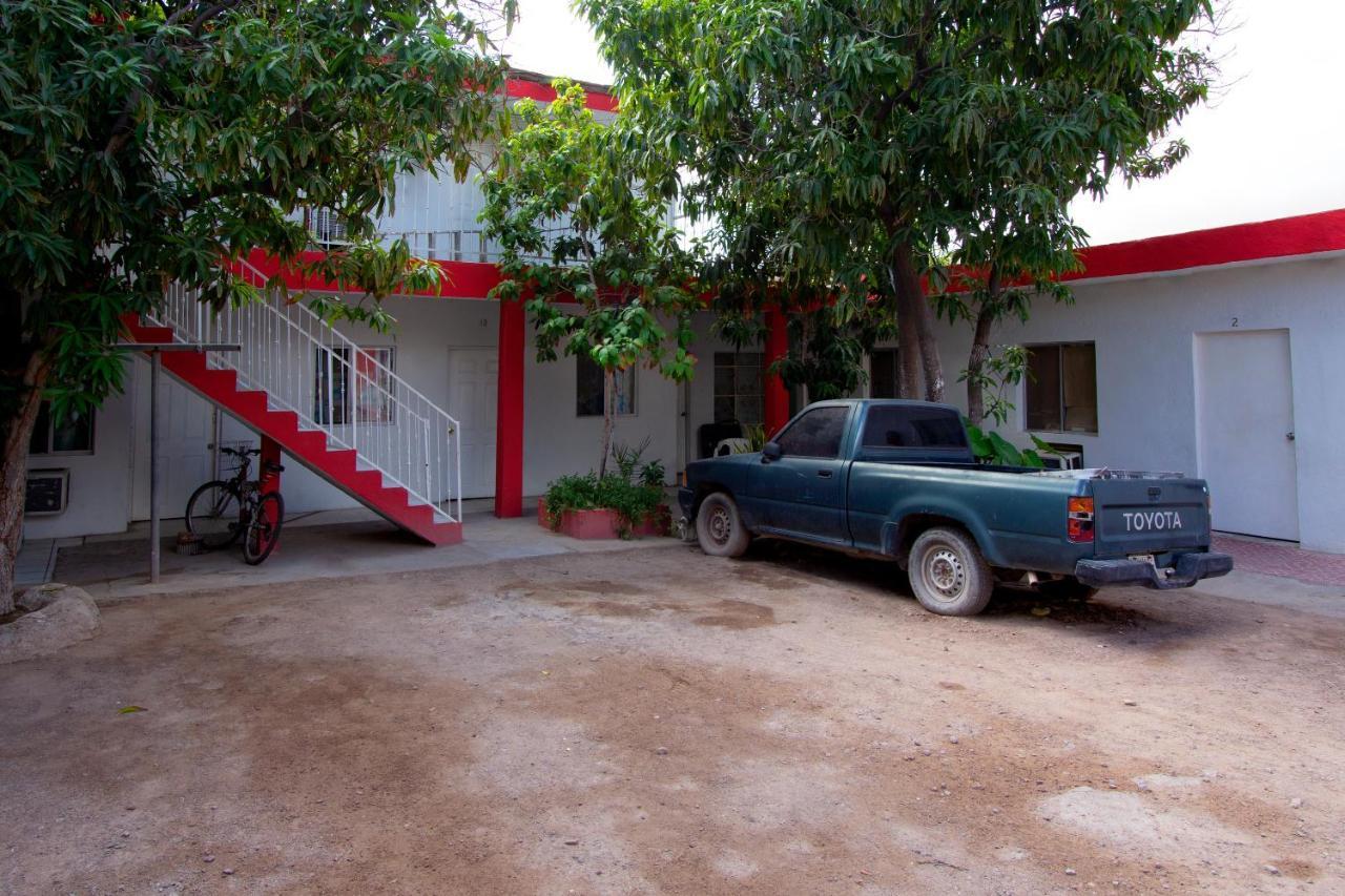 מלון גואימאס Oyo Casa De Huespedes San Jose מראה חיצוני תמונה